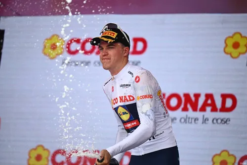 Mathias Vacek as leader of the youth classification