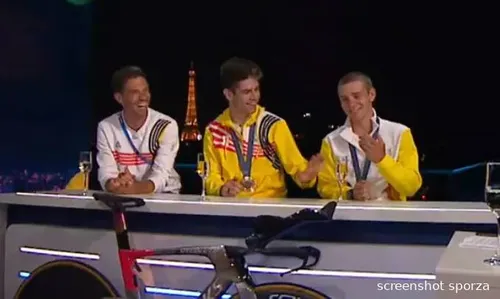 vanthourenhout-evenepoel-van-aert-66b0aa702b914