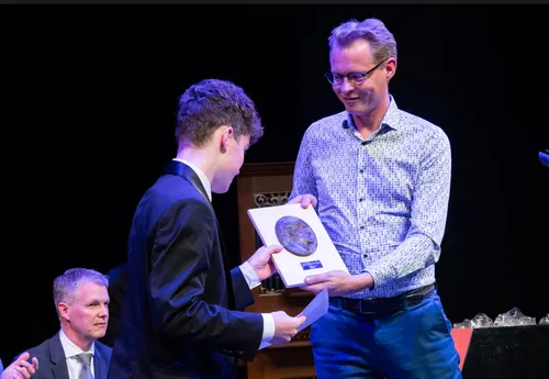 screenshot 20240408 081934