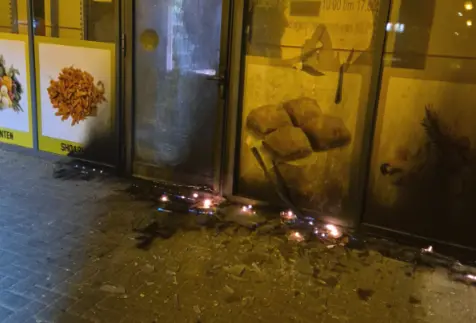 De schade aan de supermarkt. Bron: Politie.nl