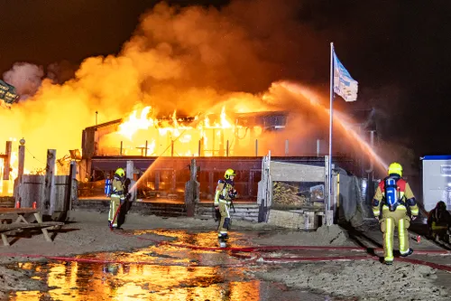 20231215 beach inn 05