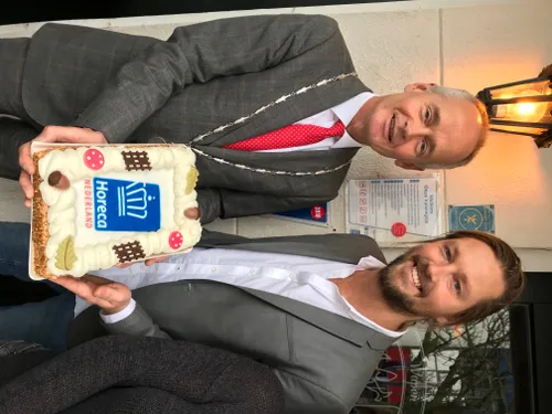 burgemeester niek meijer en voorzitter robert hartog khn zandvoort communicatie gemeente zandvoort