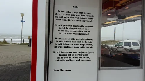 gedicht toon hermans de zee 1024x576