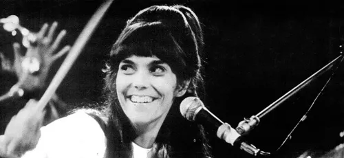 karen carpenter on drumkit