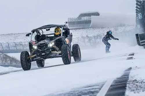 snowboard melissa peperkamp met robert doornbos 3 red bull content pool jarno schurgers