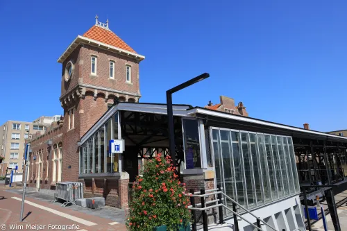 treinstation zijkant wim meijer fotografie