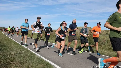 Hardlopend genieten van schitterende nazomerdag