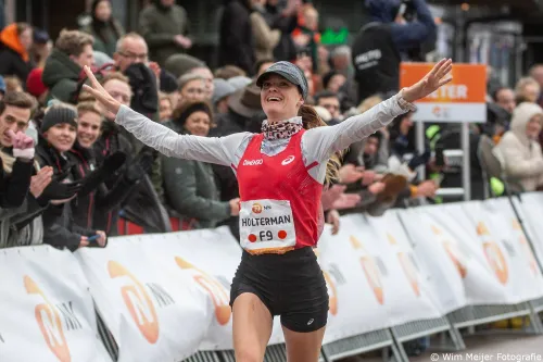 Jill Holterman, favoriet bij de vrouwen op de 4 kilometer