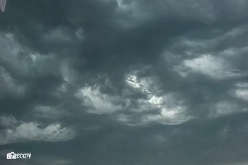 zwarte lucht
