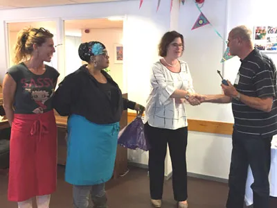 20181011 overhandiging beeldje400