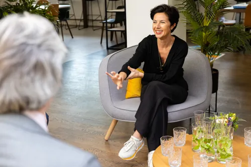 bezoek staatsecretaris bibliotheek zoetermeer