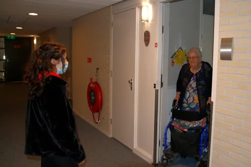 bianca op bezoek bij haar maatje