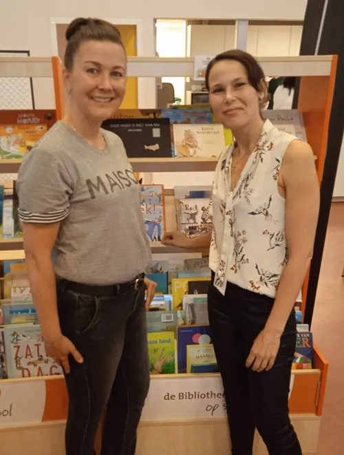 brugfunctionaris ouderbetrokkenheid claudia emmel links en projectleider voorleesexpress annemarie hut rechts foto stichting piezo