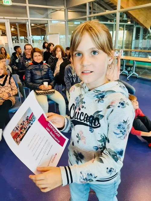 certificaatuitreiking en debat ta oosterheem 2 fotograaf stichting piezo