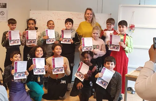 certificaten voor deelnemers piezo talentenacademie meerzicht foto stichting piezo