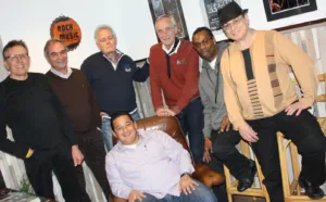 de varias band 1 300x186