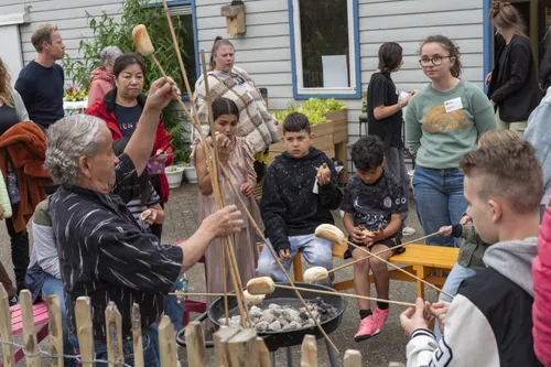 drukbezochte avond in wijktuin noordhove fotograaf willem louman