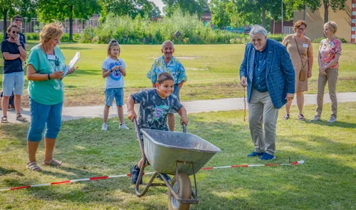 kom 13 juni s avonds naar wijktuin noordhove en geniet van de natuur en alle leuke activiteiten fotograaf jeroen stahlecker