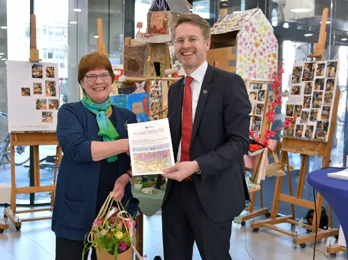 overhandiging kunstroute 300dpi 003517045