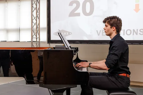 pianist damien heemskerk foto theo van houdt