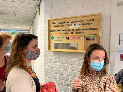 samenwerking langeland ziekenhuis en bezoekvrouwen piezo fotograaf stichting piezo