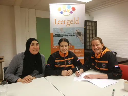 stichting leergeld zuid holland midden sponsort jeugdkampioene karate 217920