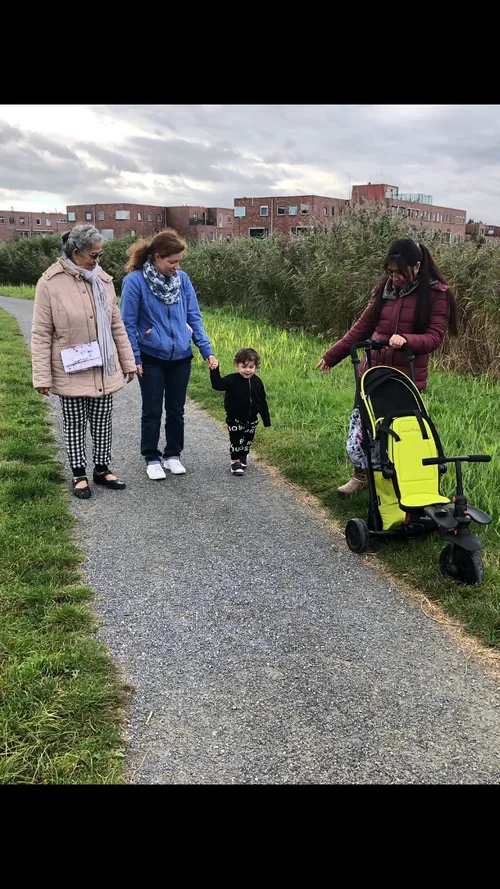 wandelen in de wijk foto stichting piezo