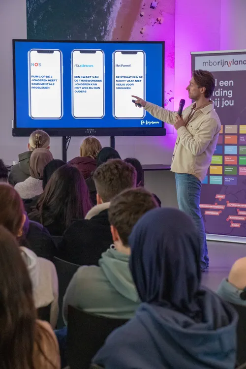 foto_mboRijnland_aula Breestraat_De Kiesmannen-3