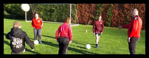 20200722 vvzundert002voebal op maat collage