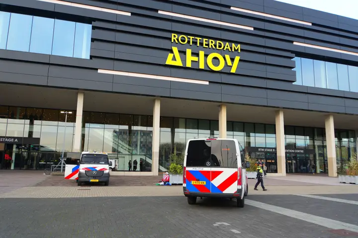 Aanhoudingen wapenbeurs Ahoy in Rotterdam