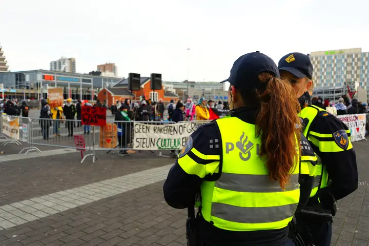 Aanhoudingen wapenbeurs Ahoy in Rotterdam