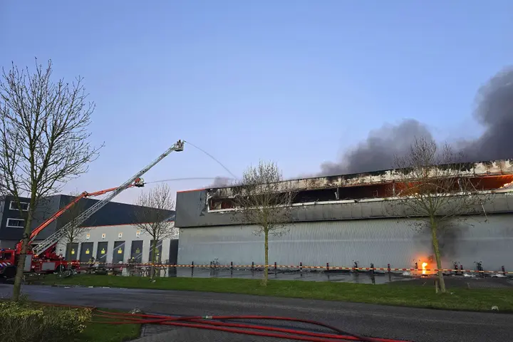 brand in bedrijfspand in Goes