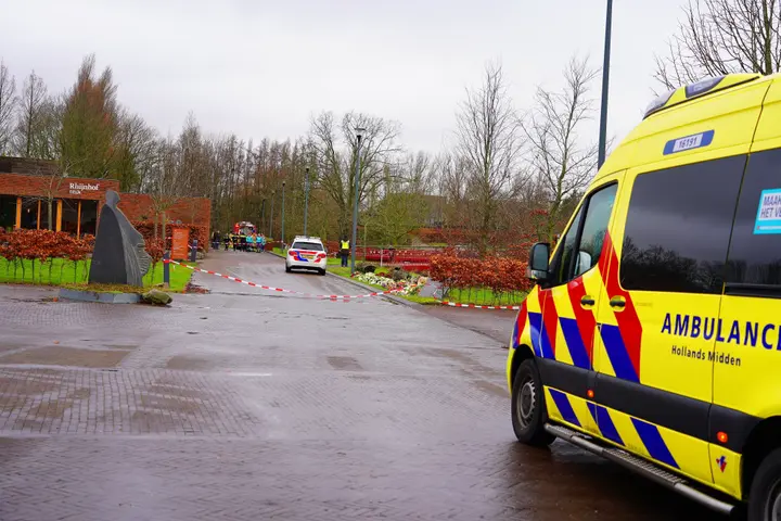 Overleden persoon aangetroffen begraafplaats Leiden