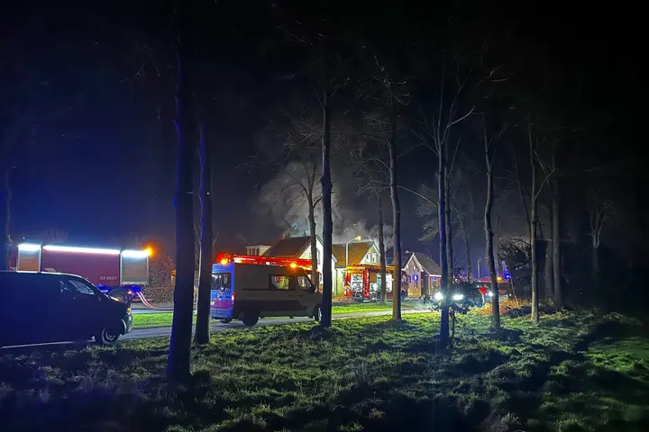 brand in woning in Valthermond