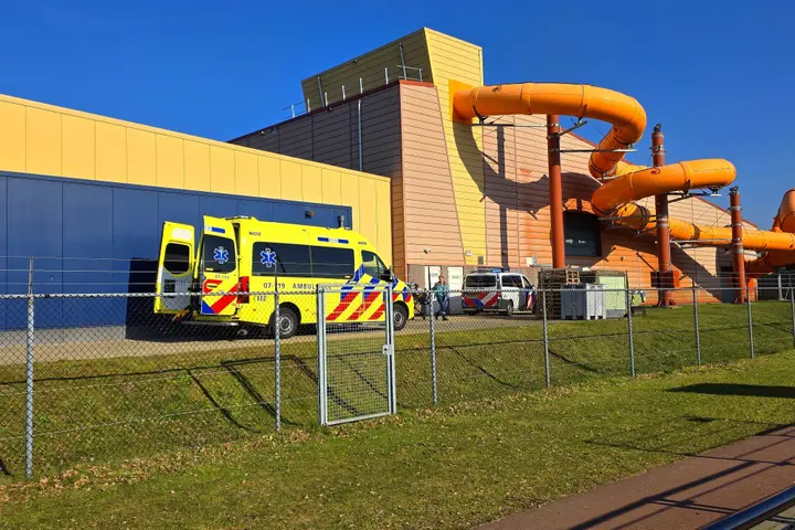 Traumahelikopter zwembad ede