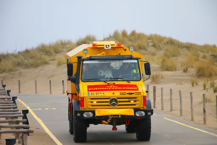 Zoekactie naar vermiste 9-jarige jongen op het strand Noordwijk