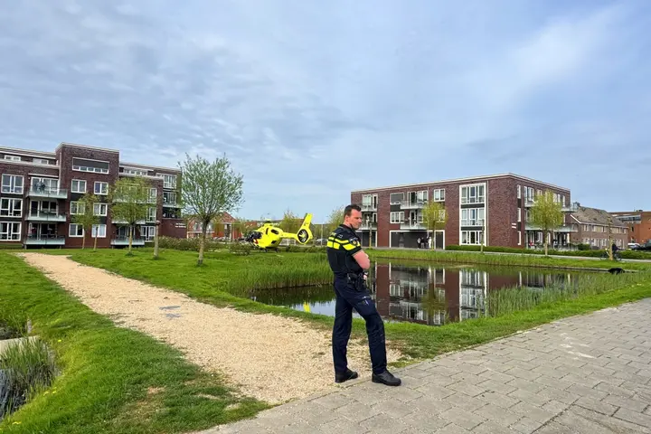 Motorrijder en bijrijder zwaargewond bij aanrijding in Boskoop