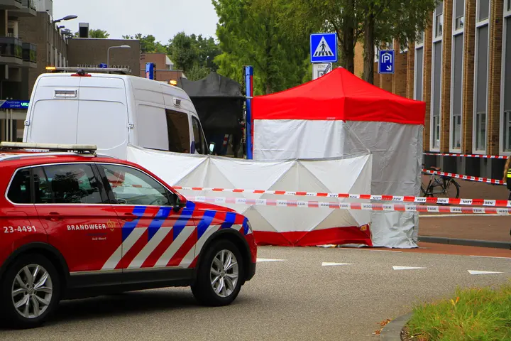 Scooterrijder op vrachtwagen Weert