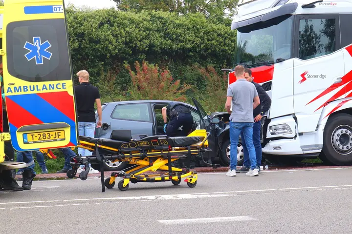 Frontale botsing barneveld