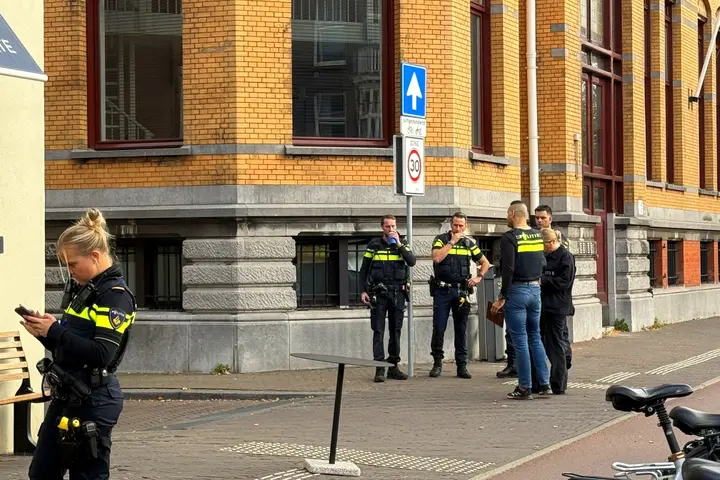 Vrouw (18) gestoken Den Haag