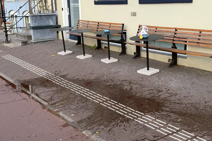 Vrouw (18) gestoken Den Haag