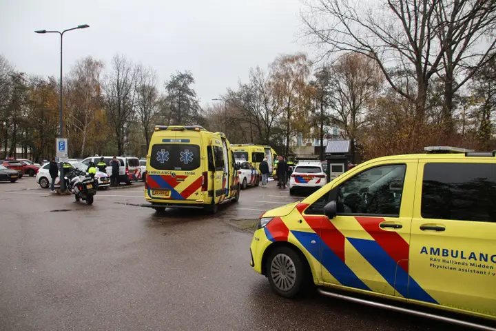 Rijinstructeur neergestoken Leiden 