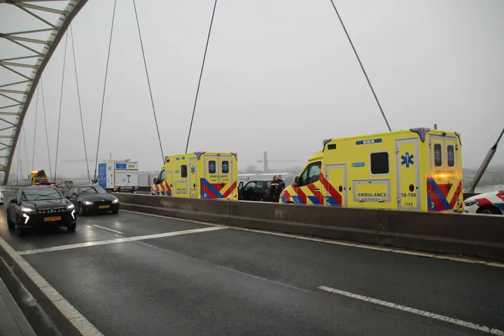Ongeval brug dordrecht