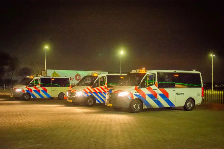 politiebusjes rhmedia