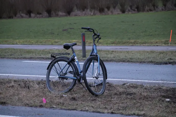 Fietser zwaargewond Vuren