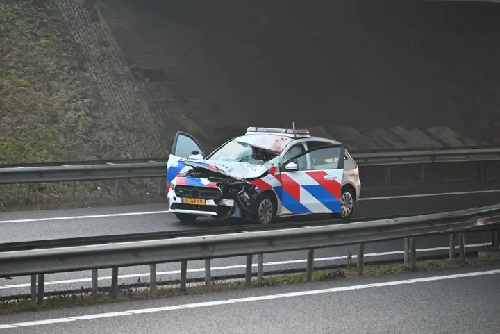 Ongeluk politieauto leeuwarden2