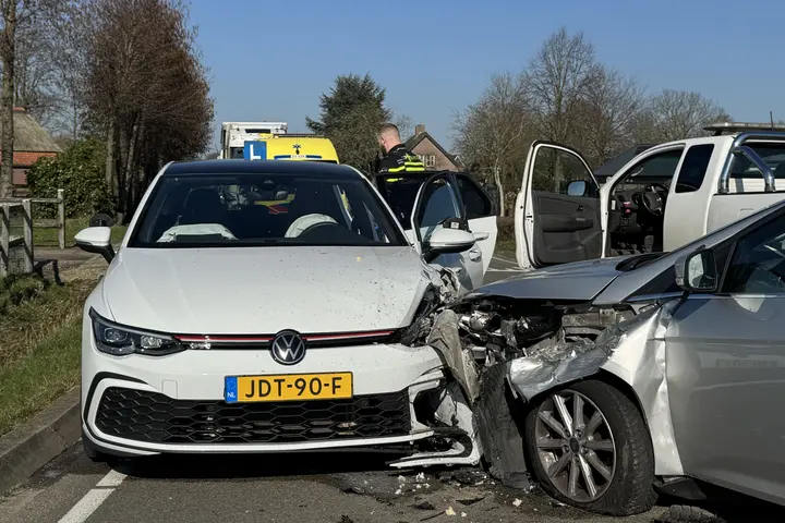 Auto op lesauto Uden