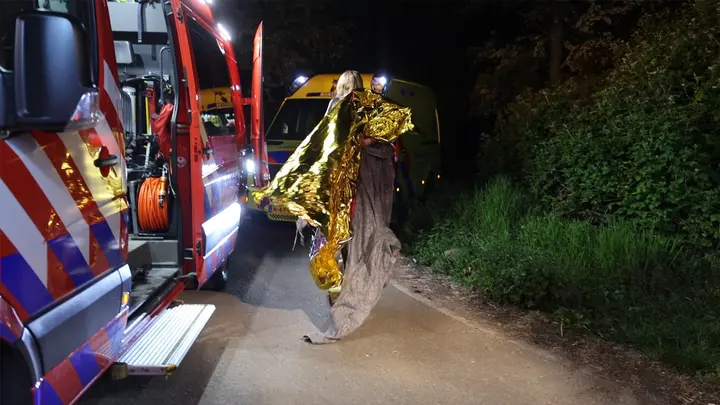 Boot zinkt na feestje op water