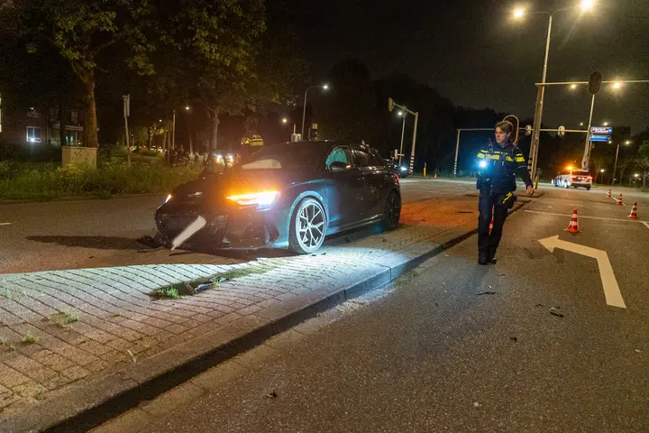 Ongeluk scooter auto Gouda