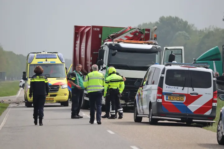 Ongeval lelystad vrachtwagen